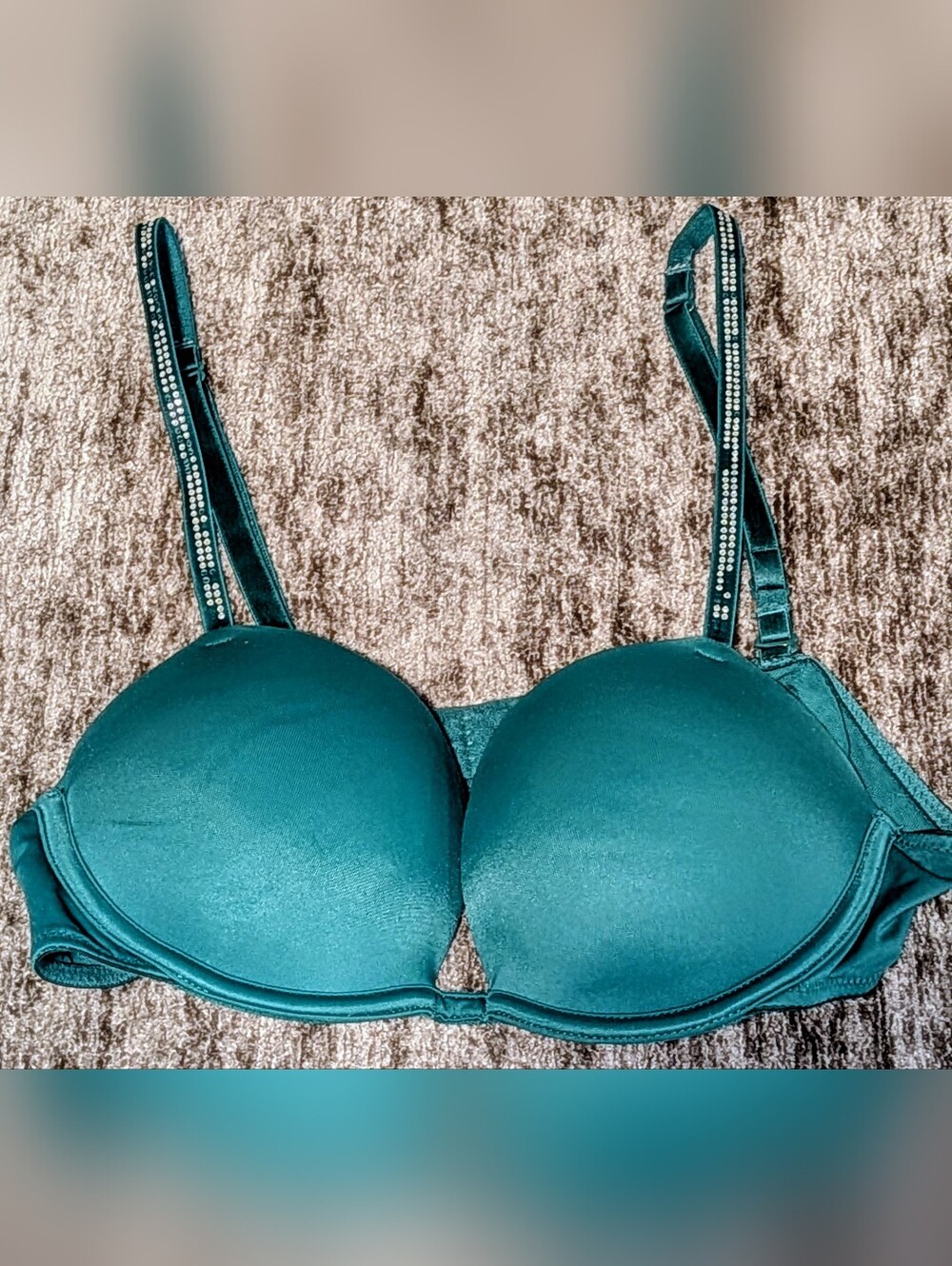 Victoria Secret Pink-Green W/Bling Straps,Where Everywhere Super Pushup Bra 34A